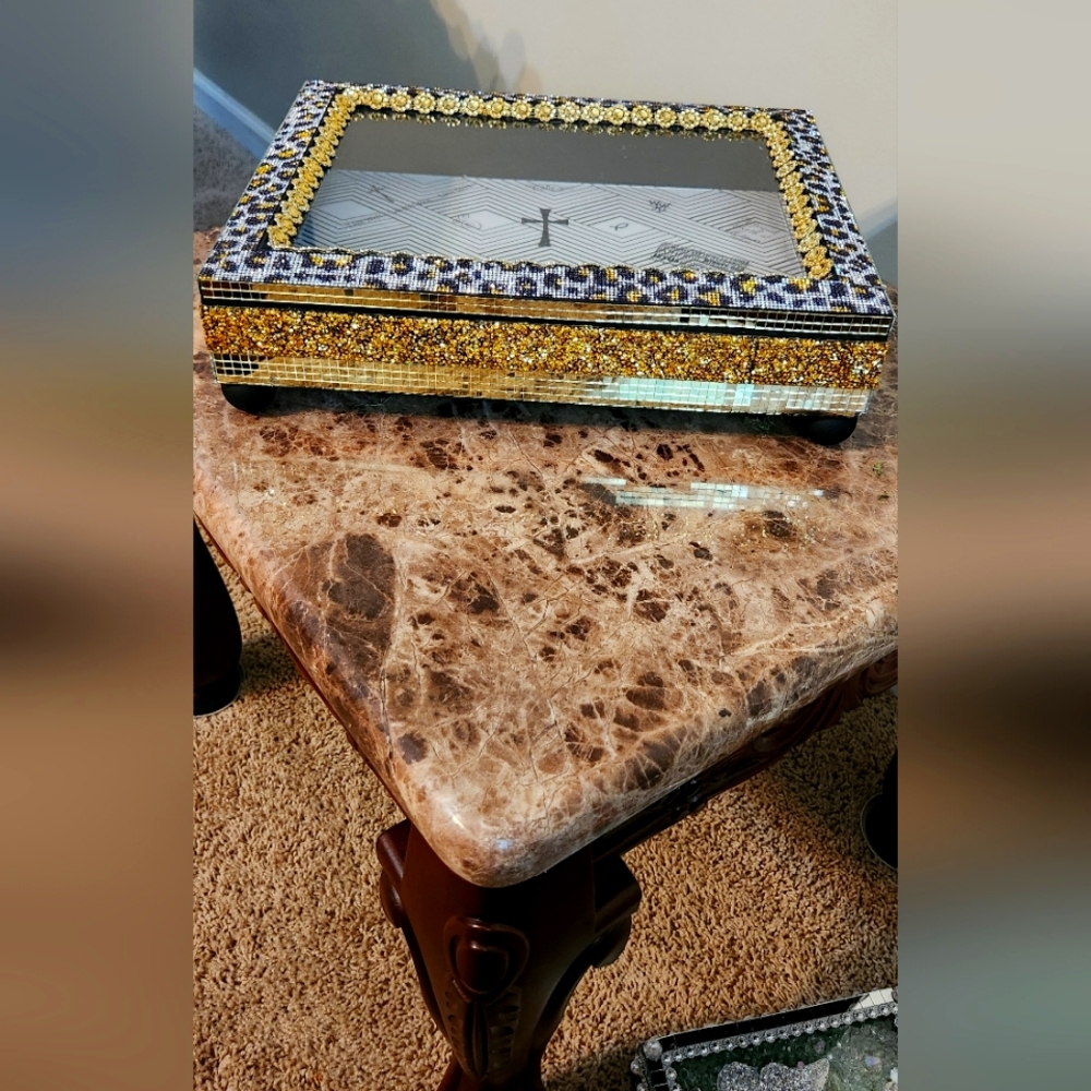 Jewelry/Keysake Box - Picture 4 of 5
